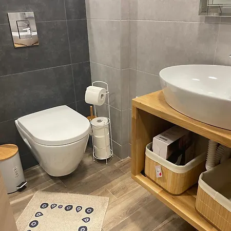 Апартамент Azur Delux *