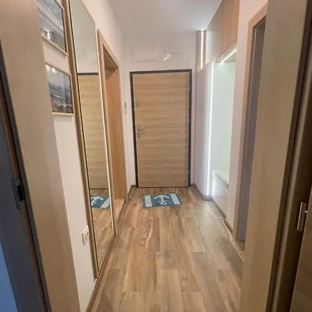 Azur Delux ヴァルナ